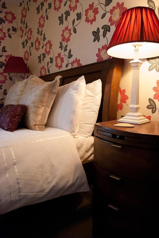 Standard Double Room,34300636:JPEG